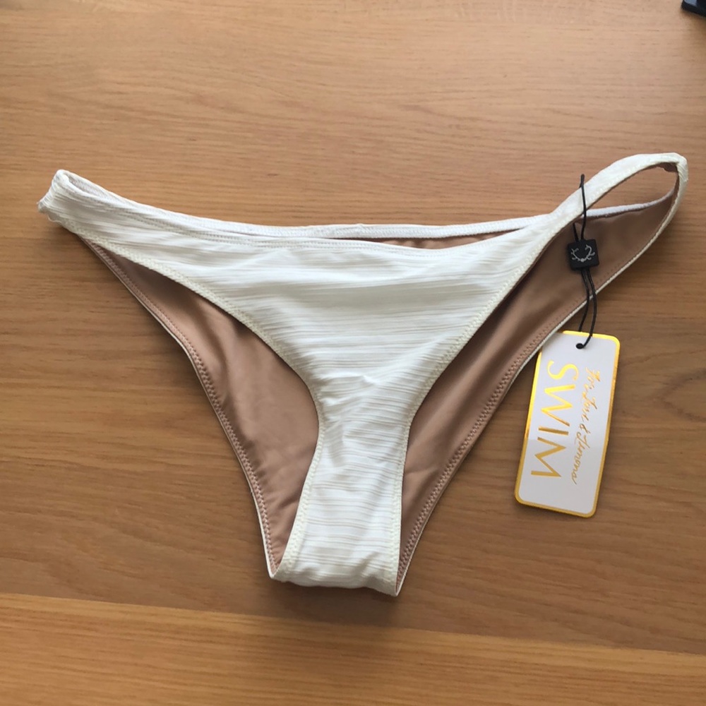For Love and lemons swim bottom size large